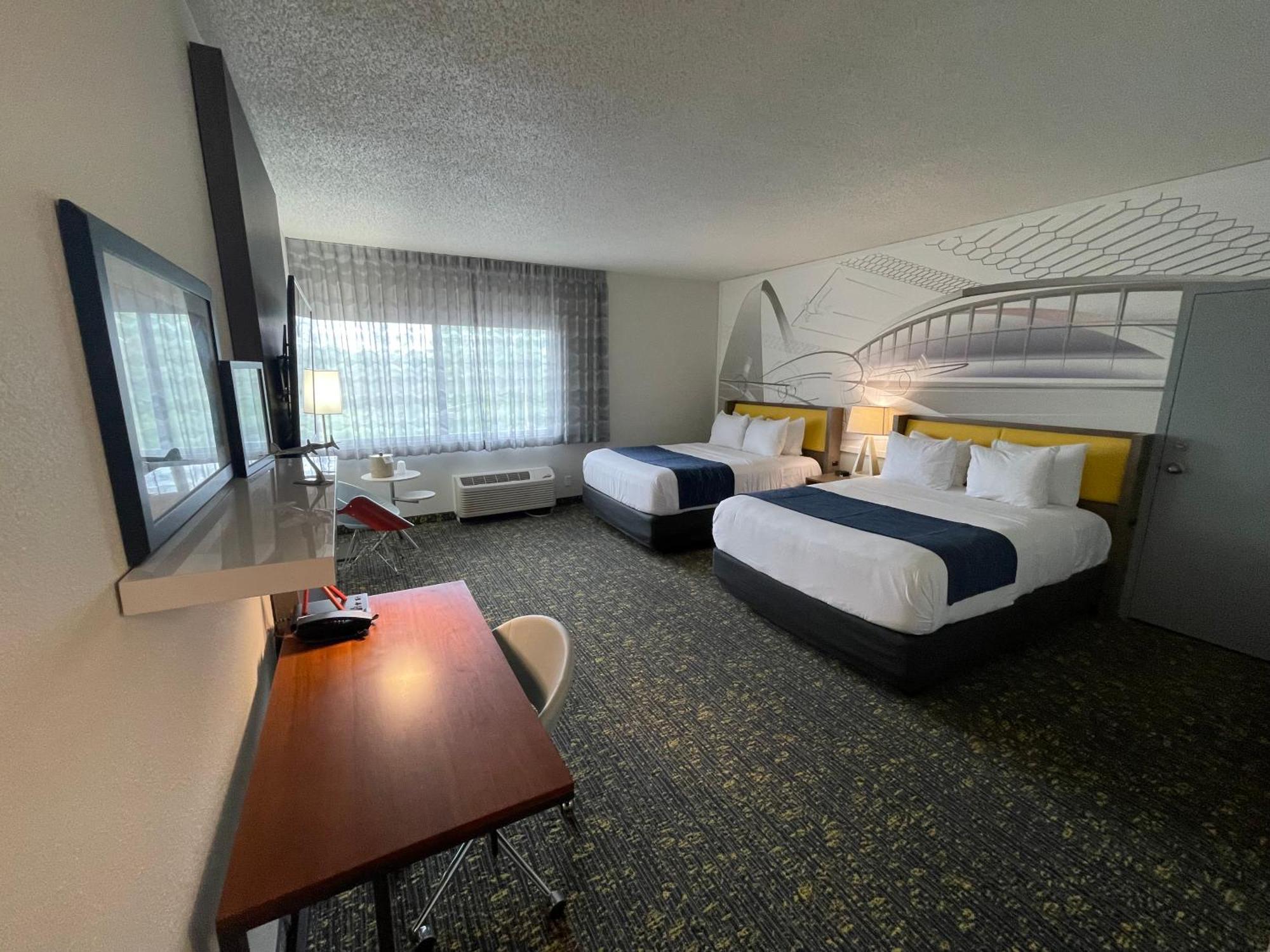 Saint Louis Airport Hotel Woodson Terrace Экстерьер фото