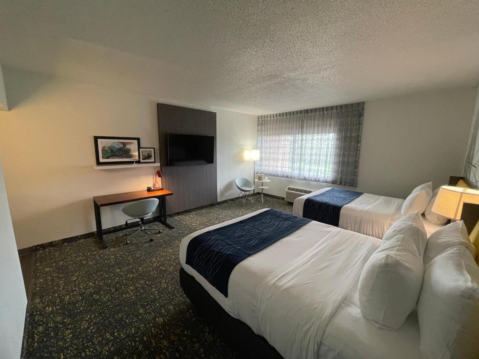 Saint Louis Airport Hotel Woodson Terrace Экстерьер фото