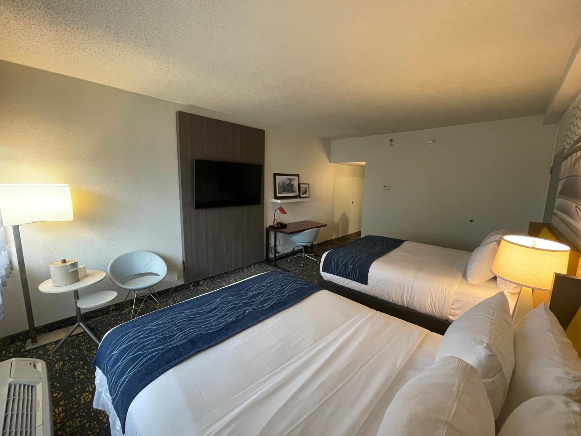 Saint Louis Airport Hotel Woodson Terrace Экстерьер фото