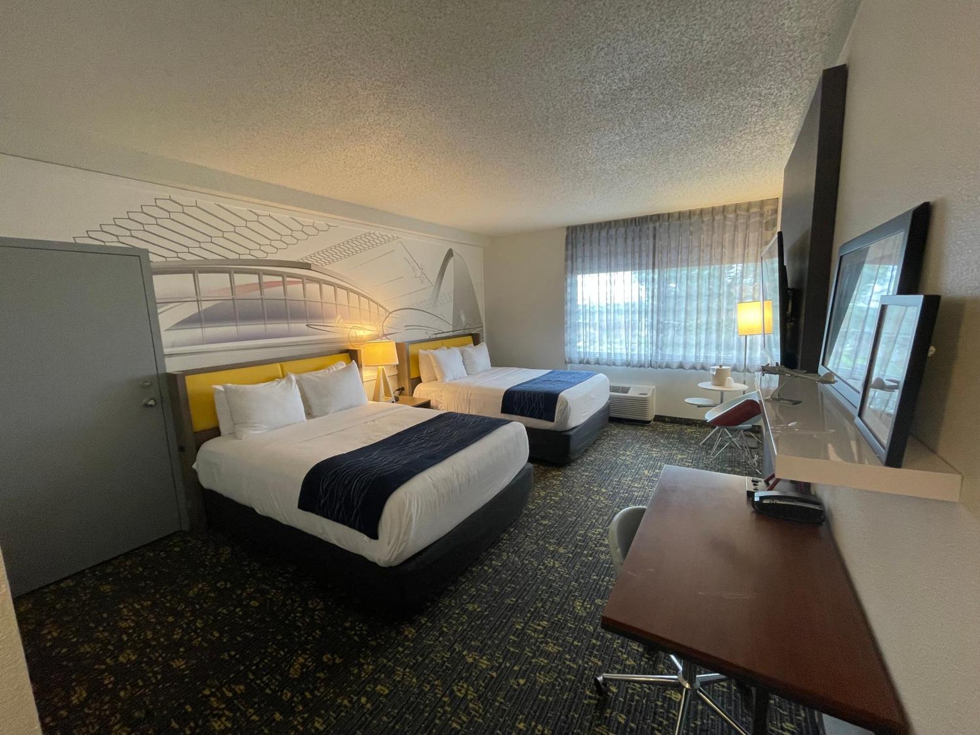 Saint Louis Airport Hotel Woodson Terrace Экстерьер фото