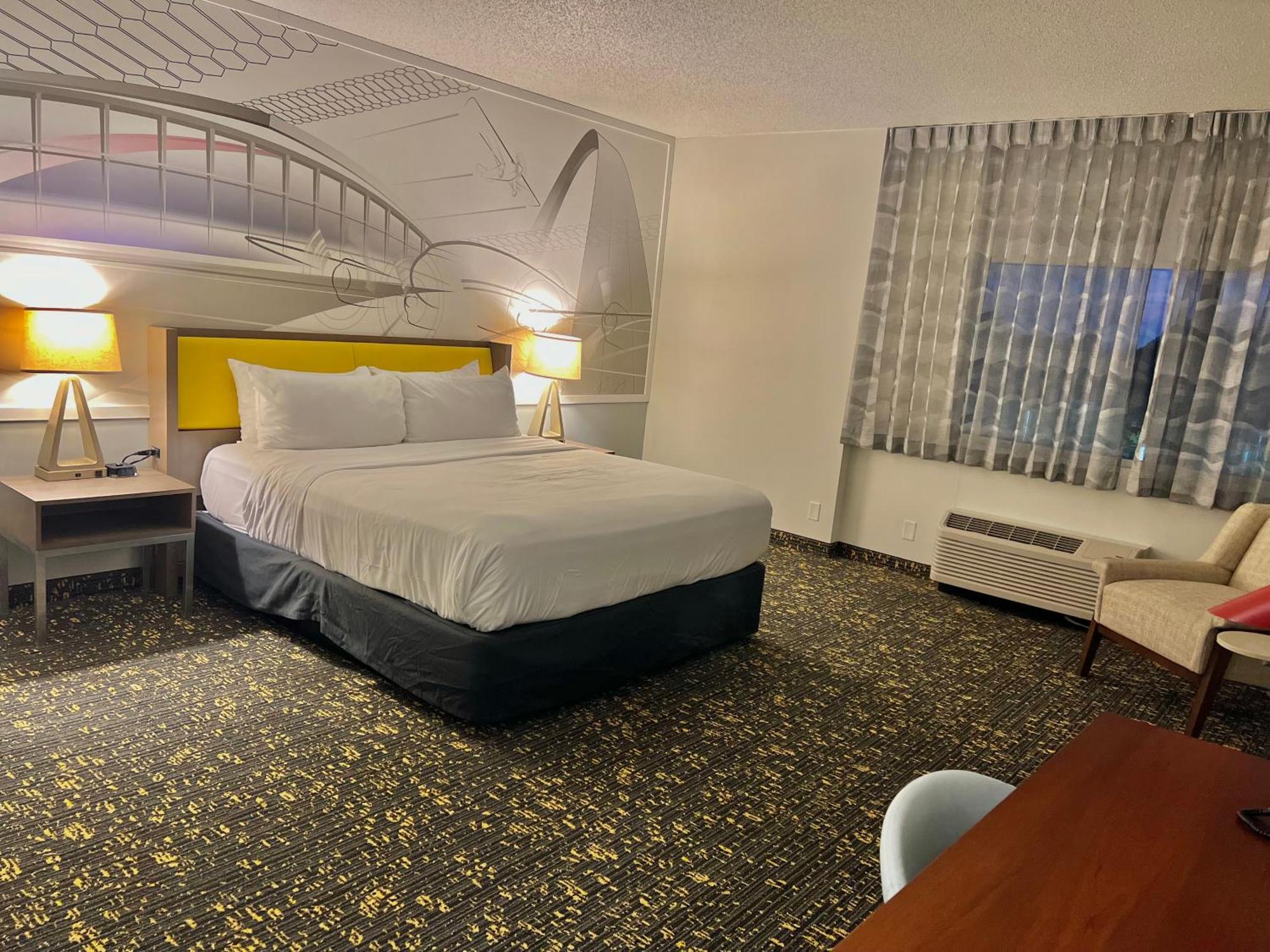 Saint Louis Airport Hotel Woodson Terrace Экстерьер фото
