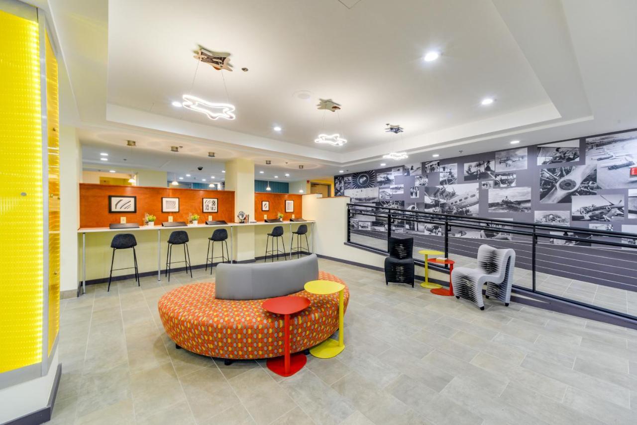 Saint Louis Airport Hotel Woodson Terrace Экстерьер фото