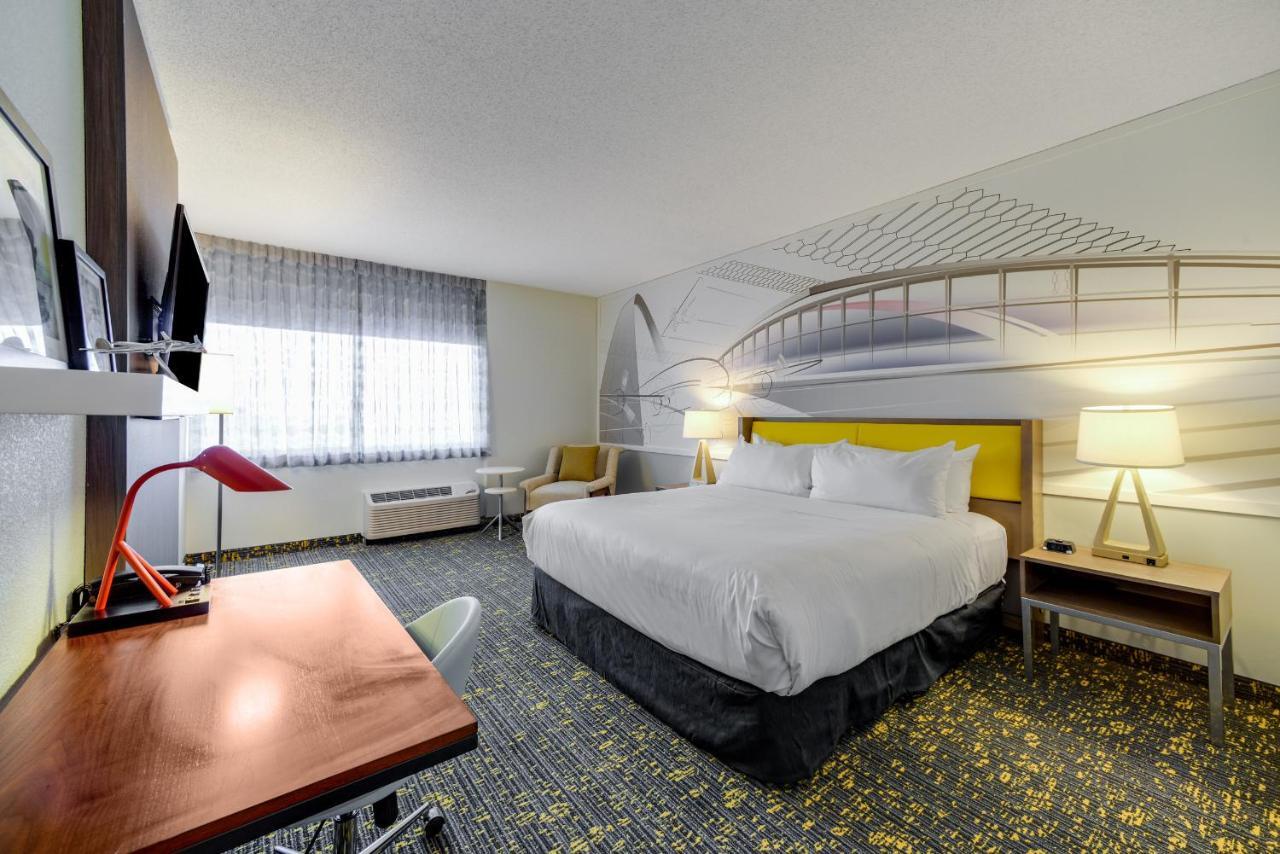 Saint Louis Airport Hotel Woodson Terrace Экстерьер фото