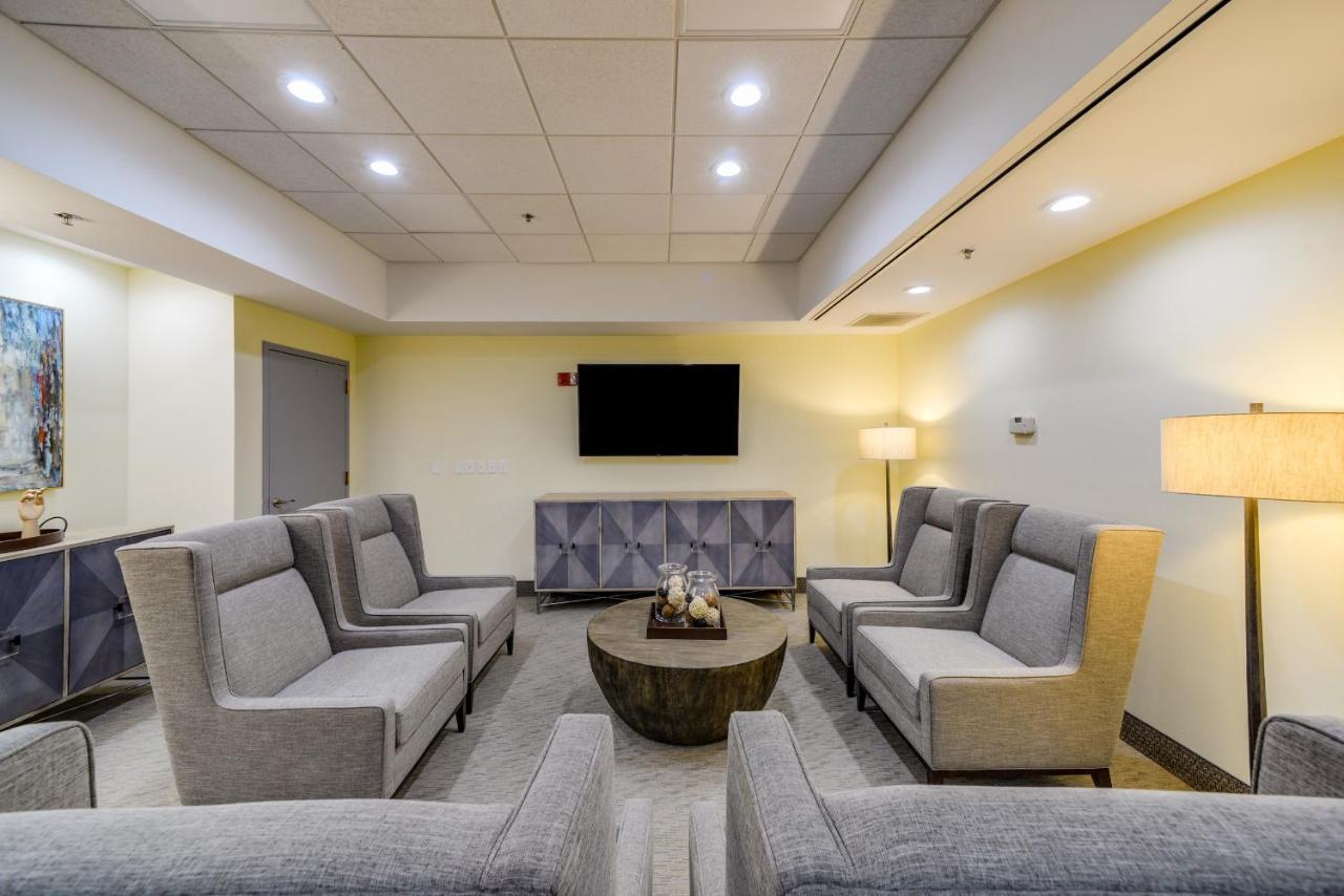 Saint Louis Airport Hotel Woodson Terrace Экстерьер фото
