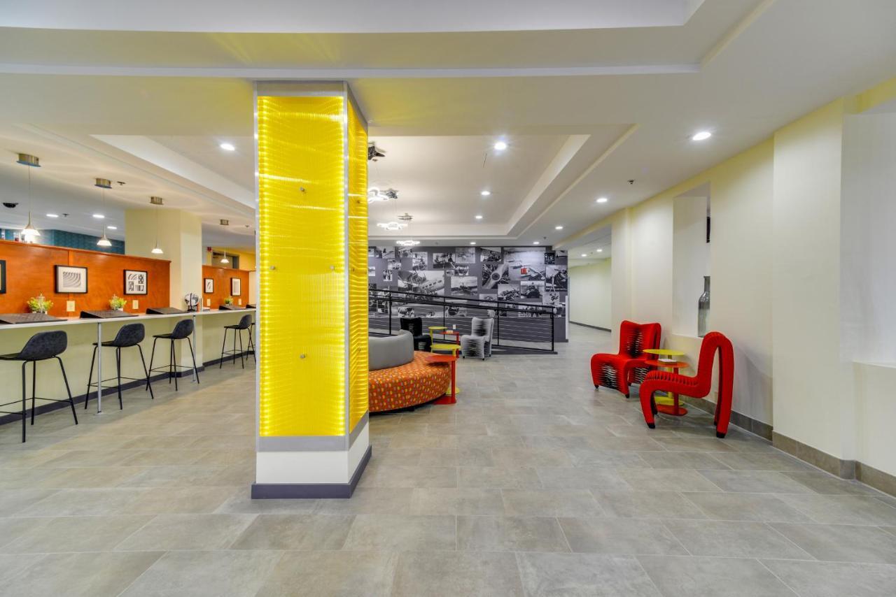Saint Louis Airport Hotel Woodson Terrace Экстерьер фото