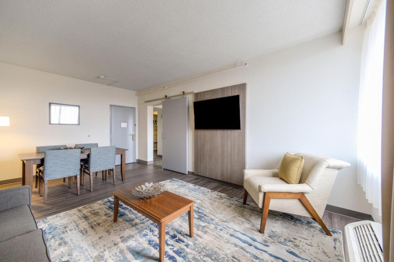 Saint Louis Airport Hotel Woodson Terrace Экстерьер фото