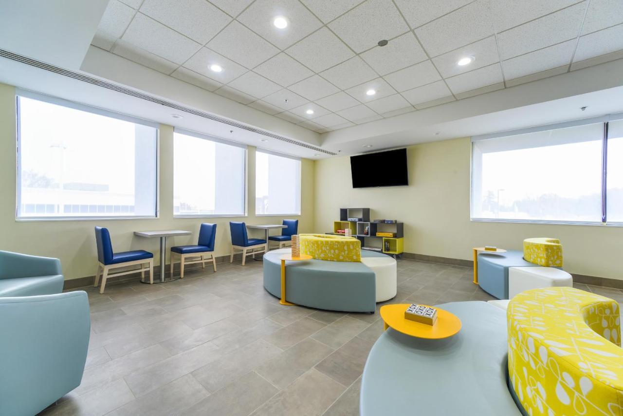 Saint Louis Airport Hotel Woodson Terrace Экстерьер фото